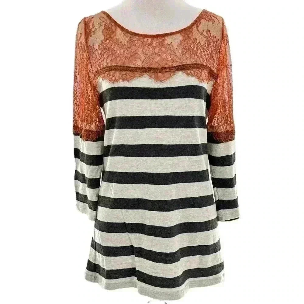 Deletta Anthropologie top size M burnt orange floral lace striped 3/4 sleeve